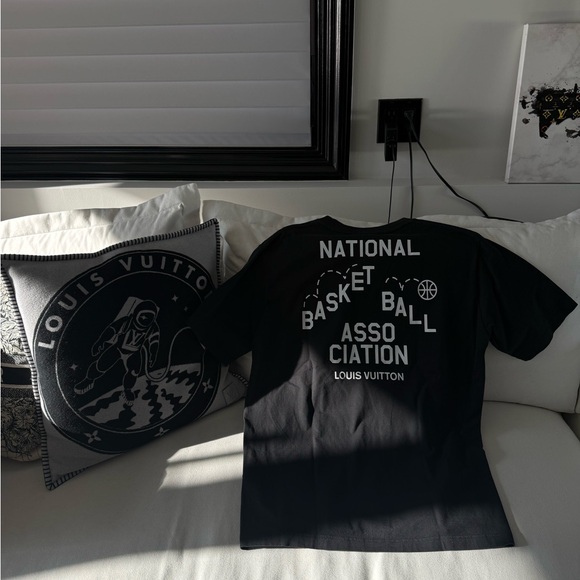 Louis Vuitton × NBA Collection 21AW Black LV Logo T-Shirt XXL Cotton Japan - Picture 7 of 11